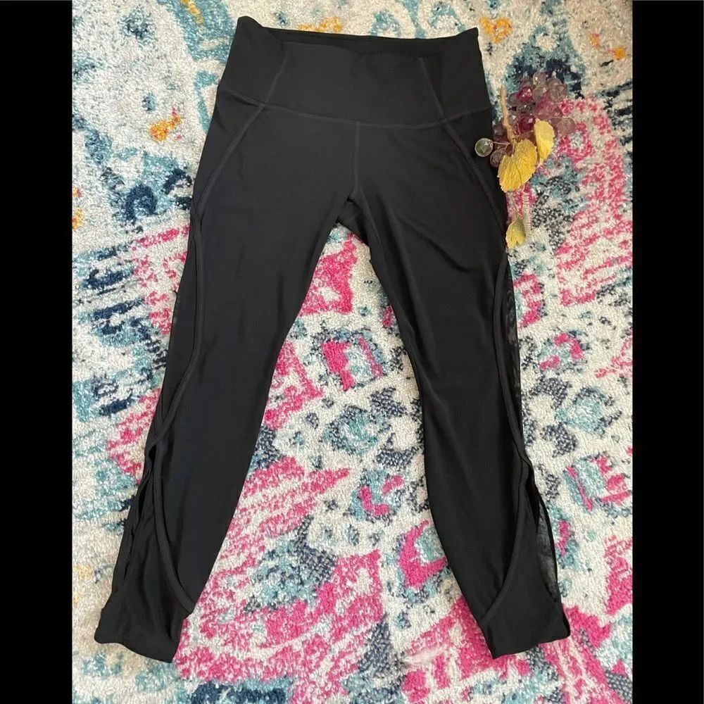 Athleta Yoga Pants Open Sides Mesh M